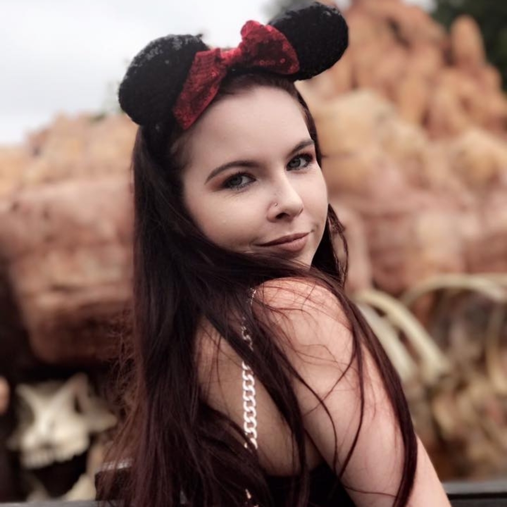 Meet your Posher, Haley